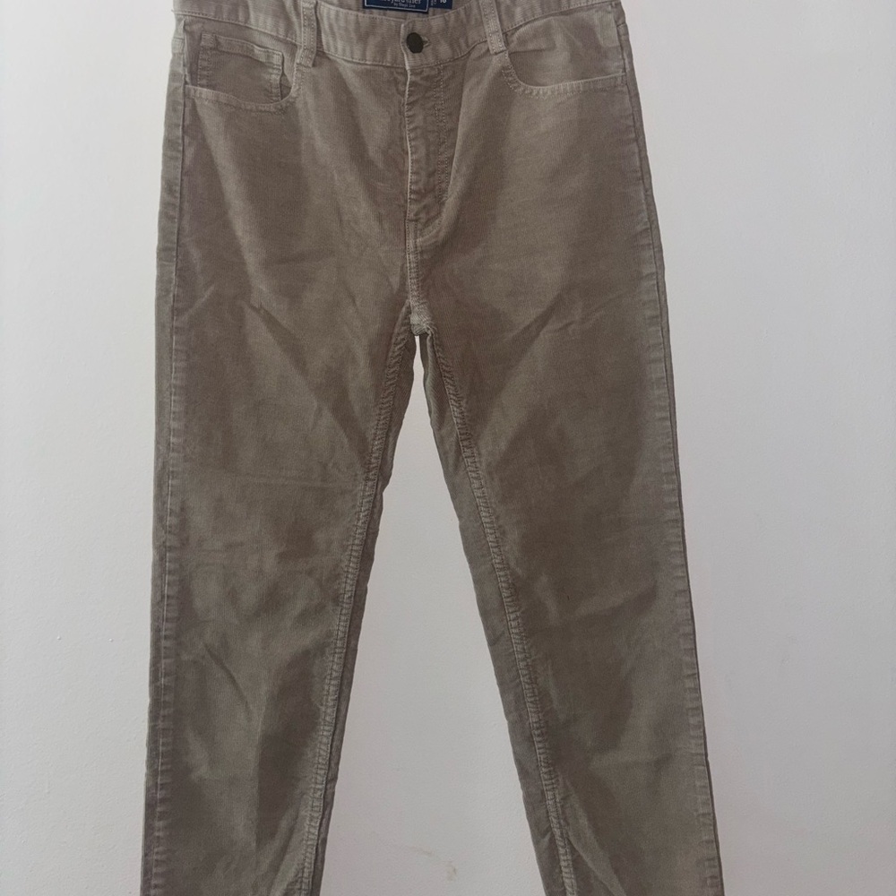 Vineyard Vines big boys Corduroy Pants in Tan